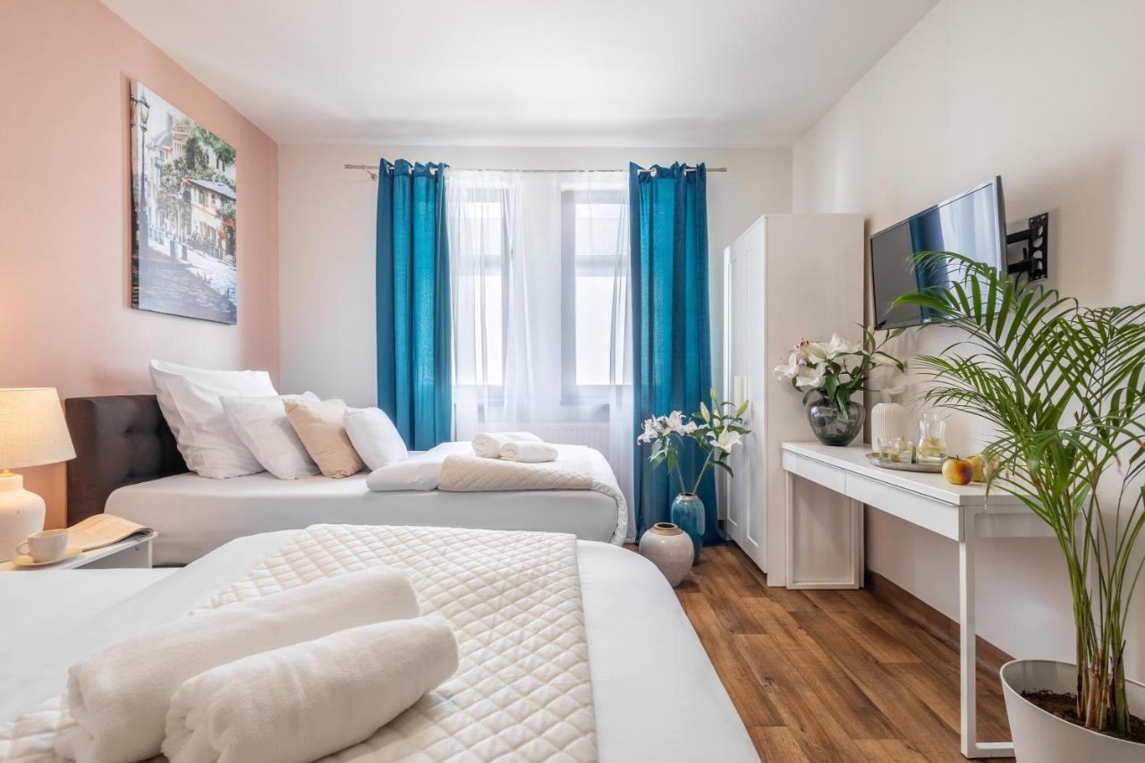 Hotel A4 Wroclaw - Bielany Bielany Wrocławskie Buitenkant foto